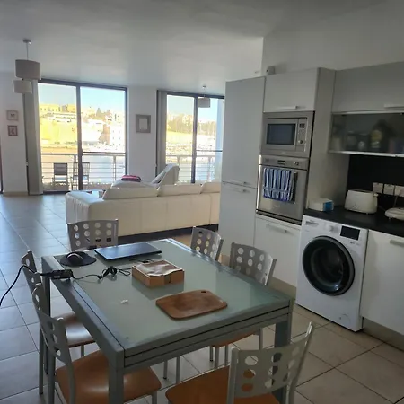 St. Angelo Mansions - Apartament *
